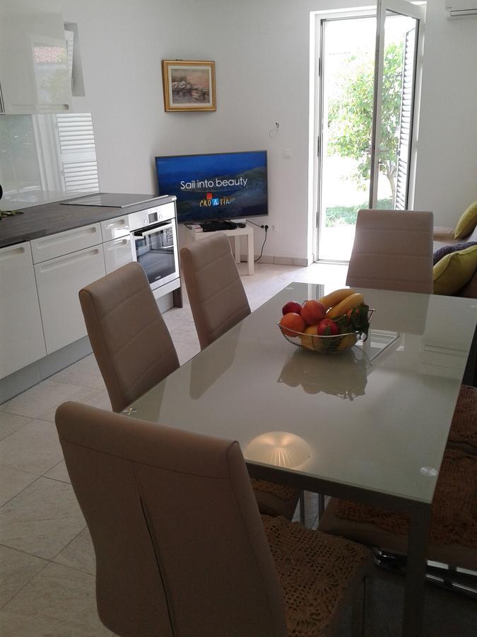 Apartment Ika Zadar Eksteriør billede